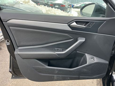 Used 2025 Volkswagen Jetta S image 18