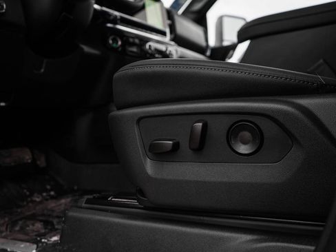 New 2026 GMC Sierra 2500 SLT w/ SLT Premium Package image 16