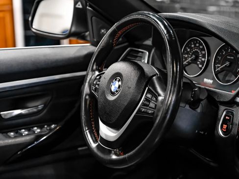 Used 2020 BMW 430i Convertible w/ Convenience Package RWD image 17