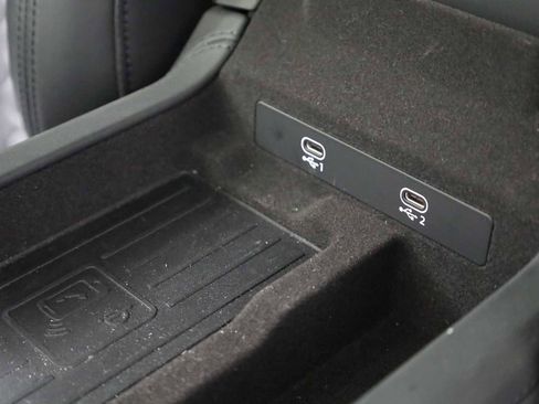 Used 2023 Audi RS 7 Sportback w/ RS 7 Executive Package image 33