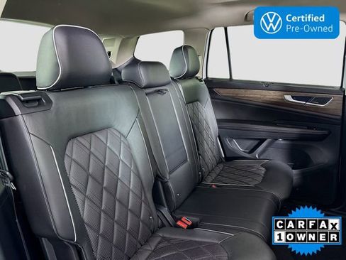 Certified 2024 Volkswagen Atlas SEL Premium R-Line image 30