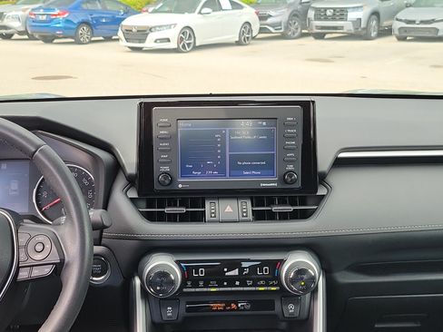 Used 2021 Toyota RAV4 XLE Premium FWD image 19