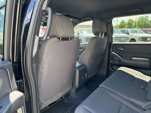 Used 2023 Nissan Frontier SV w/ Midnight Edition Package AWD/4WD image 12