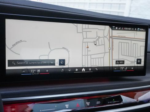 Certified 2024 BMW 740i RWD image 19