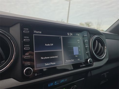 Used 2021 Toyota Tacoma 2WD Double Cab image 19