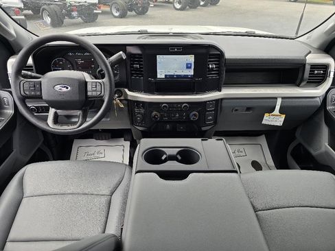 New 2026 Ford F450 XL w/ XL Chrome Package image 3