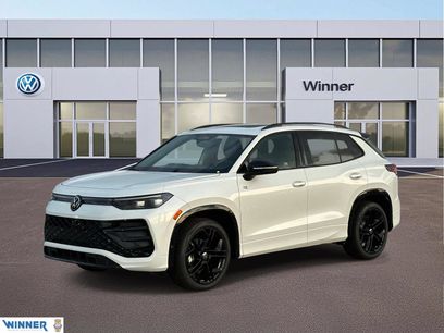 New 2026 Volkswagen Tiguan SE R-Line