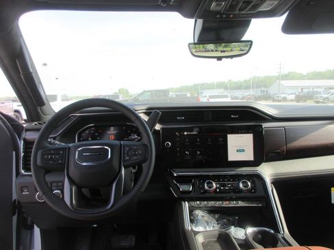 New 2026 GMC Sierra 2500 Denali Ultimate AWD/4WD image 20