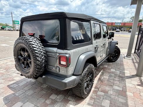 Used 2021 Jeep Wrangler Unlimited Sport AWD/4WD image 25