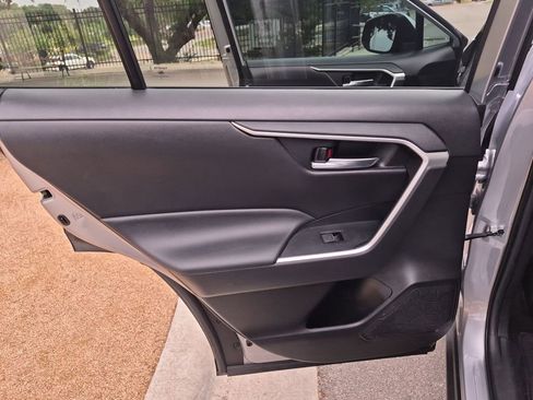 Used 2023 Toyota RAV4 XLE w/ Convenience Package FWD image 31