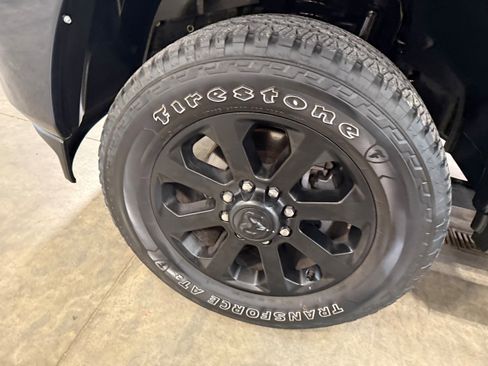 Used 2025 RAM 2500 Big Horn AWD/4WD image 34