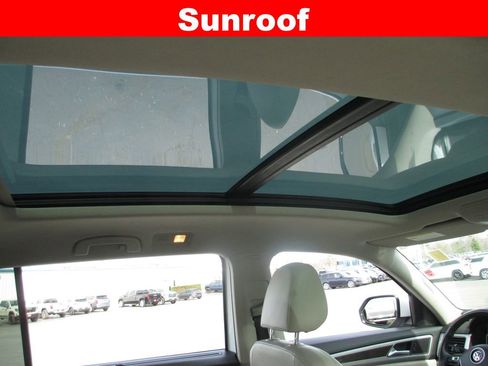 Used 2019 Volkswagen Atlas SEL R-Line image 15