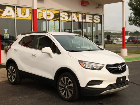 Used 2022 Buick Encore Preferred w/ Safety Package AWD/4WD image 3