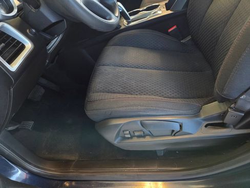 Used 2015 Chevrolet Equinox LS FWD image 15