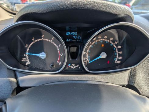 Used 2015 Ford Fiesta SE FWD image 17