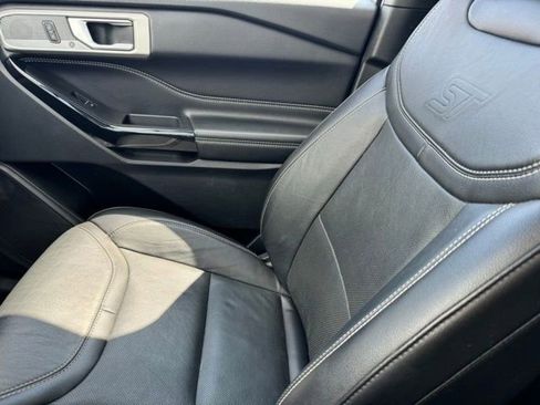 Used 2022 Ford Explorer ST w/ Equipment Group 401A AWD/4WD image 27
