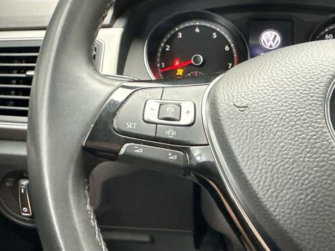 Used 2019 Volkswagen Atlas SE w/ Towing Package image 11