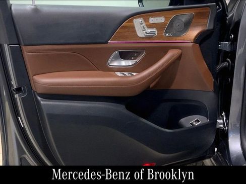 Certified 2024 Mercedes-Benz GLS 450 4MATIC image 24