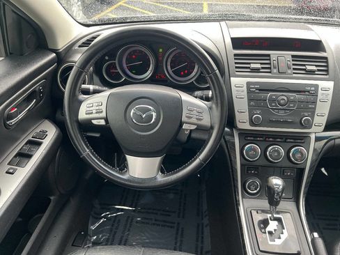 Used 2009 MAZDA MAZDA6 s Grand Touring w/ Moonroof & Bose Pkg FWD image 31