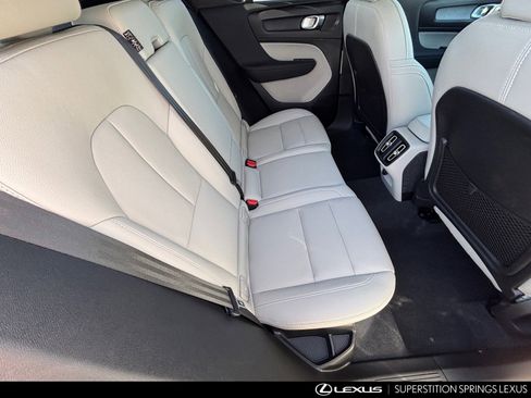 Used 2024 Volvo XC40 B5 Plus w/ Protection Package Premier image 14