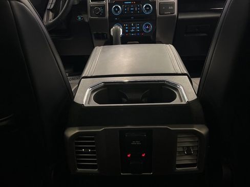 Used 2015 Ford F150 Platinum w/ Equipment Group 701A Luxury image 35