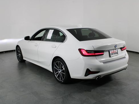 Used 2022 BMW 330i Sedan image 3