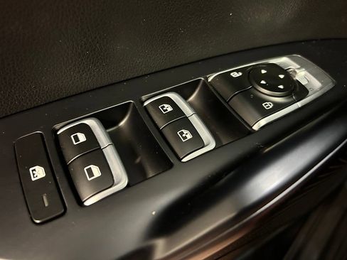 Used 2021 Kia K5 GT-Line AWD/4WD image 11