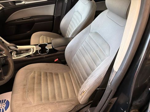 Used 2014 Ford Fusion S FWD image 9