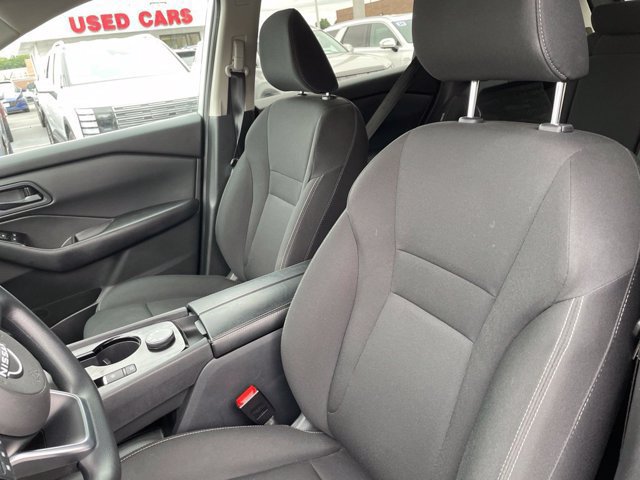 Used 2024 Nissan Rogue S AWD/4WD image 7
