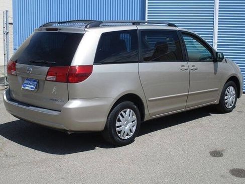 Used 2005 Toyota Sienna LE FWD image 4