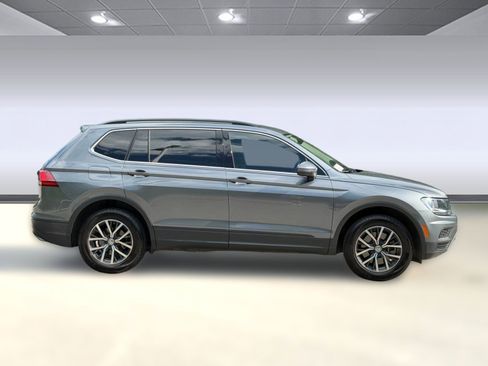 Used 2019 Volkswagen Tiguan SE AWD/4WD image 8