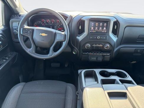 Used 2022 Chevrolet Silverado 1500 Custom image 16
