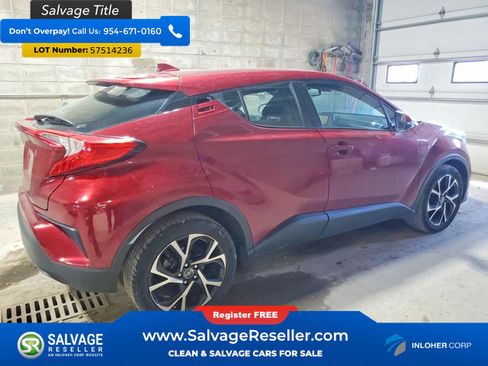 Used 2018 Toyota C-HR XLE FWD image 4