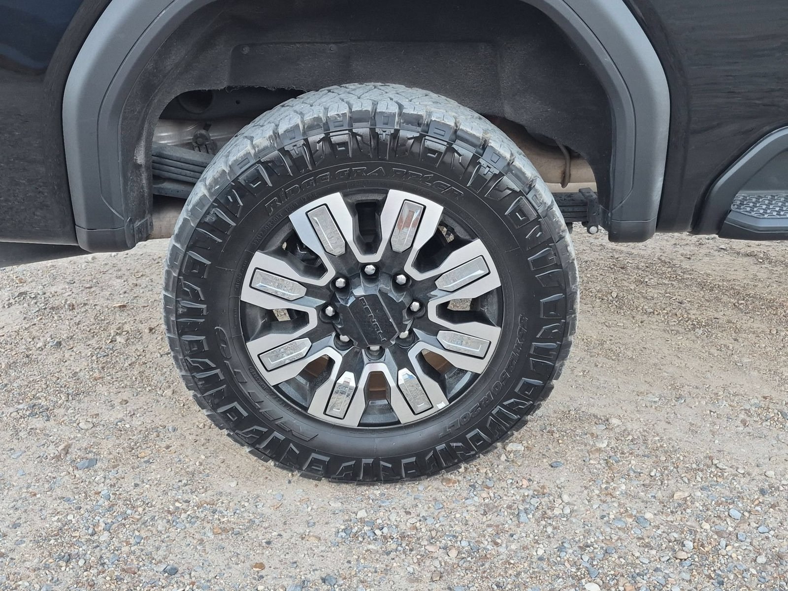 Used 2025 GMC Sierra 2500 Denali w/ Denali Reserve Package AWD/4WD image 33