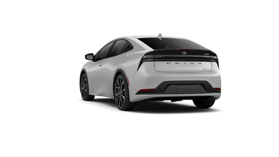 New 2027 Toyota Prius Plug-In Hybrid FWD image 67