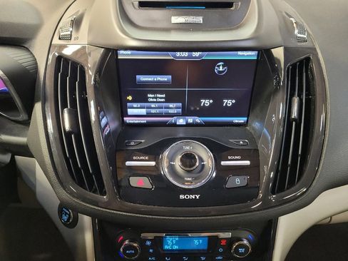 Used 2013 Ford C-MAX Energi SEL image 25