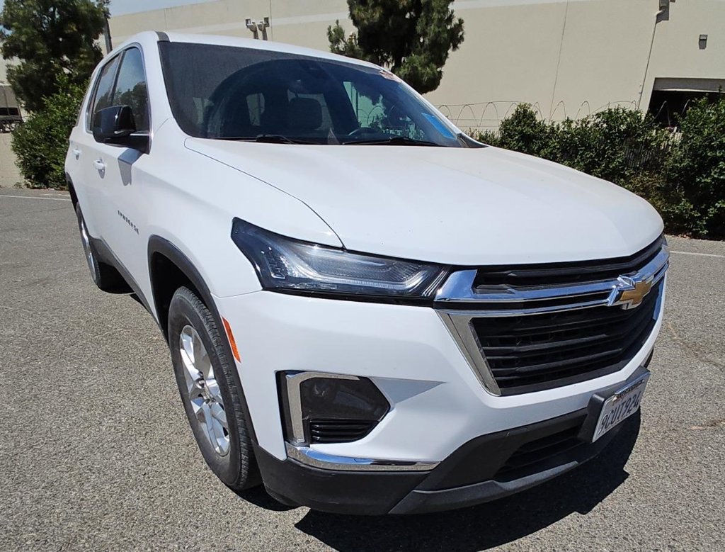 Used 2023 Chevrolet Traverse LS w/ LPO, Roadside Safety Package FWD image 2