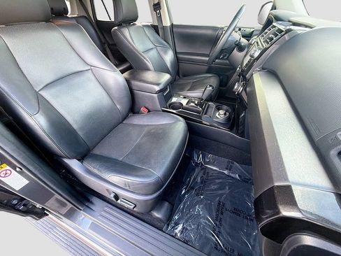 Used 2019 Toyota 4Runner Limited AWD/4WD image 13