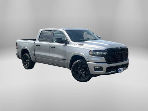 Used 2025 RAM 1500 Big Horn AWD/4WD image 5
