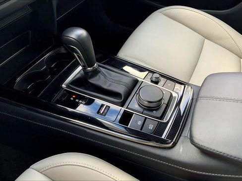 Certified 2025 MAZDA CX-30 AWD 2.5 S w/ Preferred Package image 16