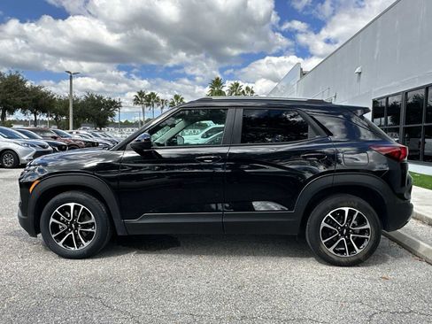 Certified 2024 Chevrolet TrailBlazer LT image 3