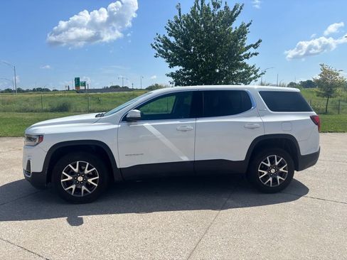 Used 2021 GMC Acadia SLE FWD image 6