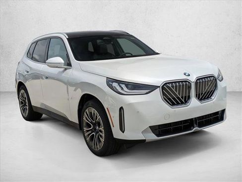 Certified 2025 BMW X3 xDrive30 w/ Premium Package AWD/4WD image 7