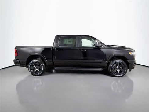 New 2026 RAM 1500 Big Horn AWD/4WD image 8