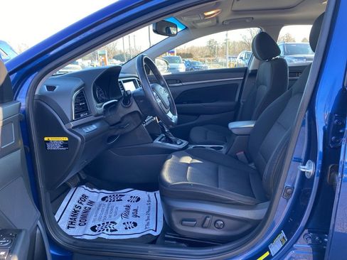 Used 2017 Hyundai Elantra Value Edition w/ Cargo Package image 11
