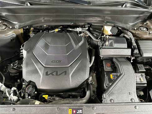 Used 2025 Kia Telluride S AWD/4WD image 37