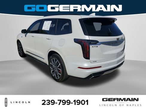 Used 2022 Cadillac XT6 Sport w/ Platinum Package image 9