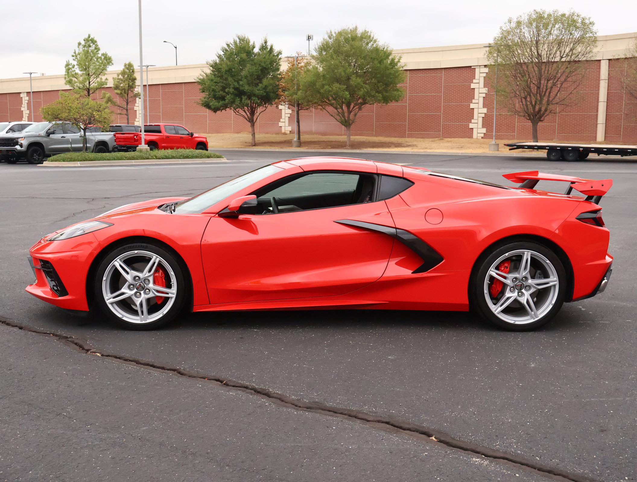 Used 2021 Chevrolet Corvette Stingray Premium Cpe w/ Engine Appearance Package RWD image 37