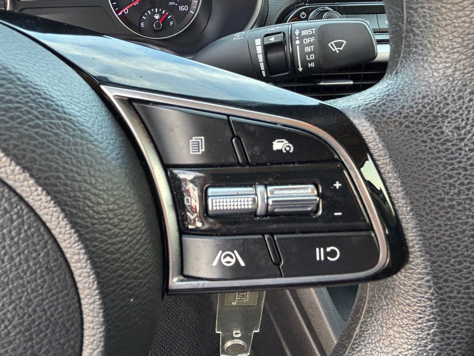 Certified 2023 Kia Forte LXS FWD image 23