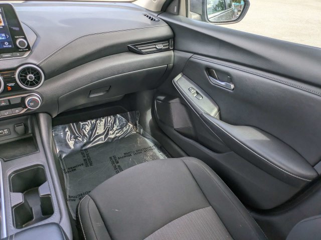 Used 2024 Nissan Sentra SV FWD image 16
